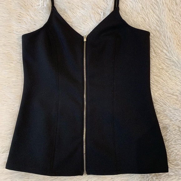 Express Top - Picture 3 of 4